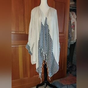 Hand Loomed 100% Cotton Striped Shawl With Sleeve with Fringe